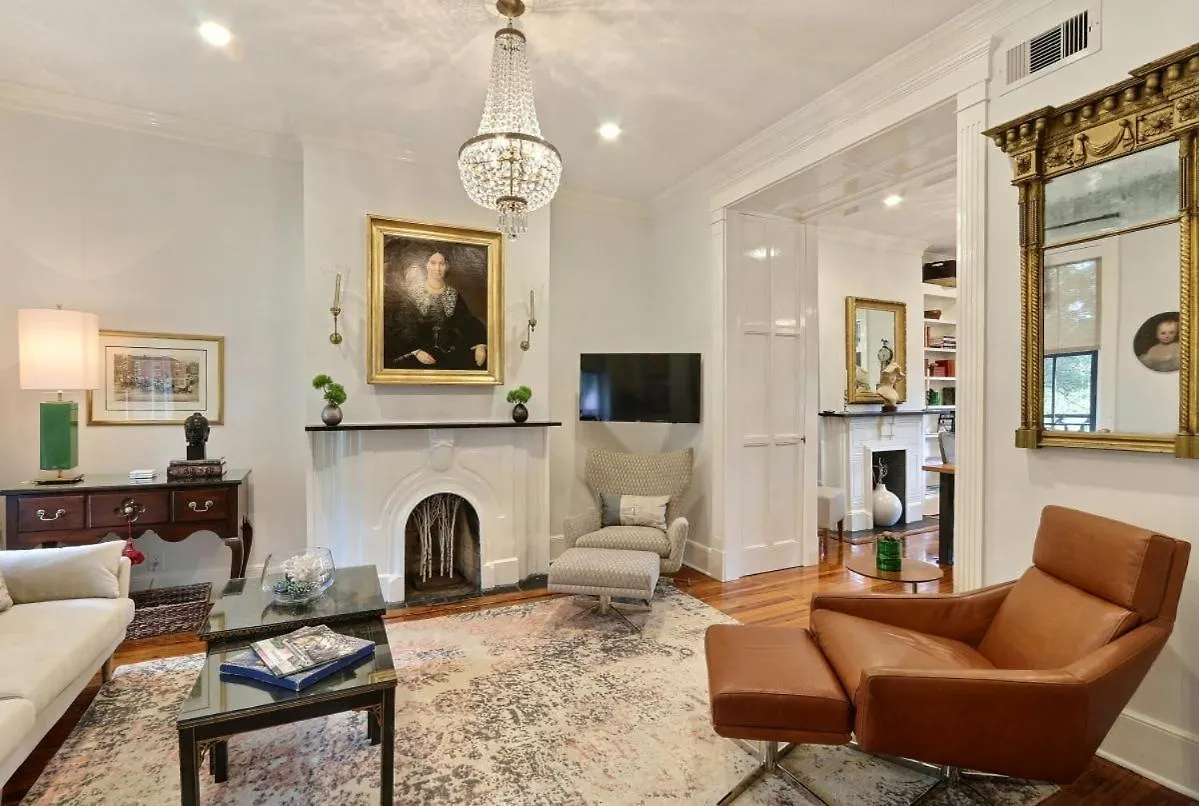 بيت للعطل فيلا Isaac Laroche Estate سافانا