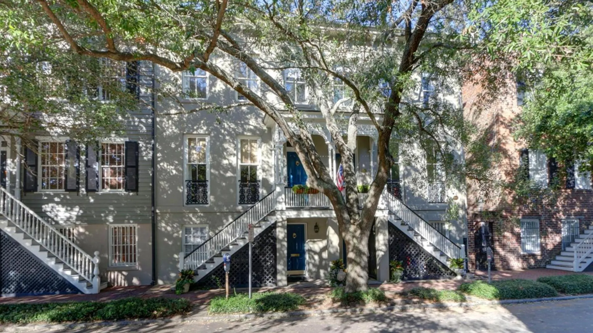 بيت للعطل فيلا Isaac Laroche Estate سافانا
